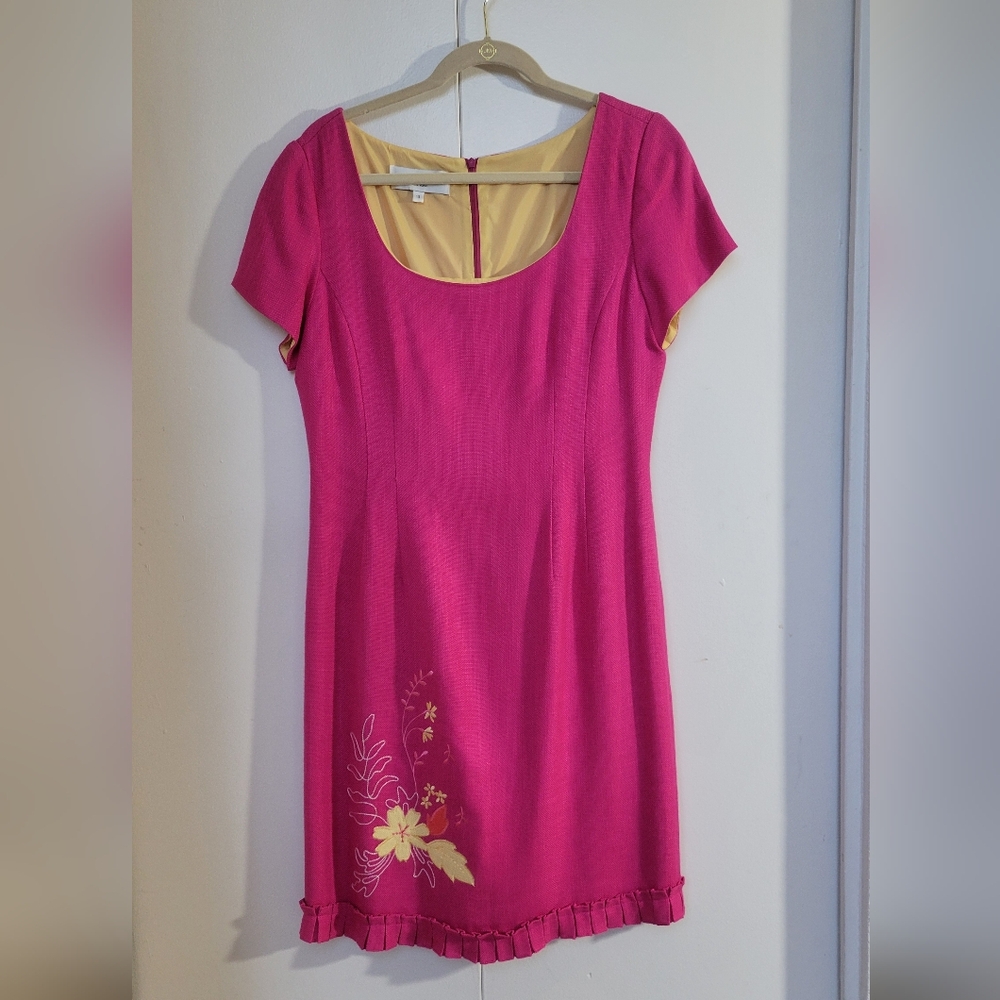 Donna Ricco Pink Floral Scoop Neck Dress – Short Sleeve, Ruffle Hem